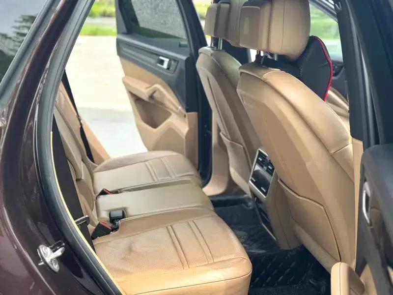 Cayenne E-Hybrid 2019 Cayenne E-Hybrid 2.0T — миниатюра 15