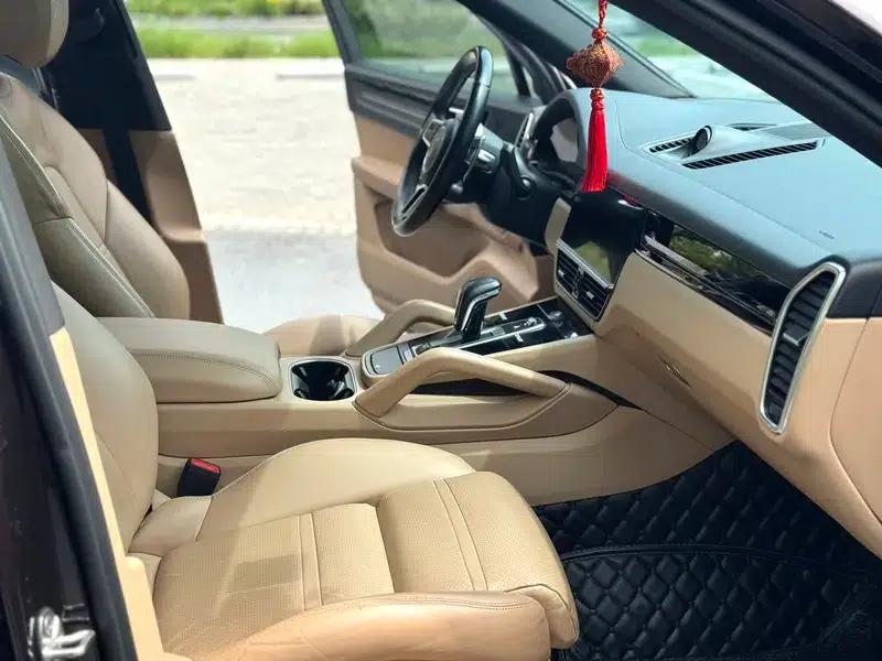 Cayenne E-Hybrid 2019 Cayenne E-Hybrid 2.0T — миниатюра 9
