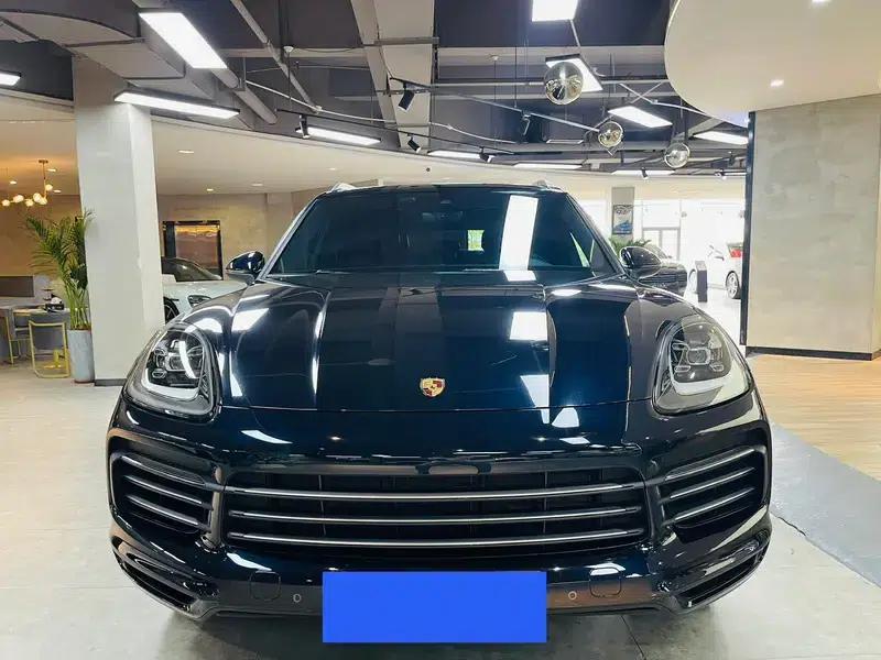 Cayenne E-Hybrid 2023 Cayenne E-Hybrid 2.0T — миниатюра 2