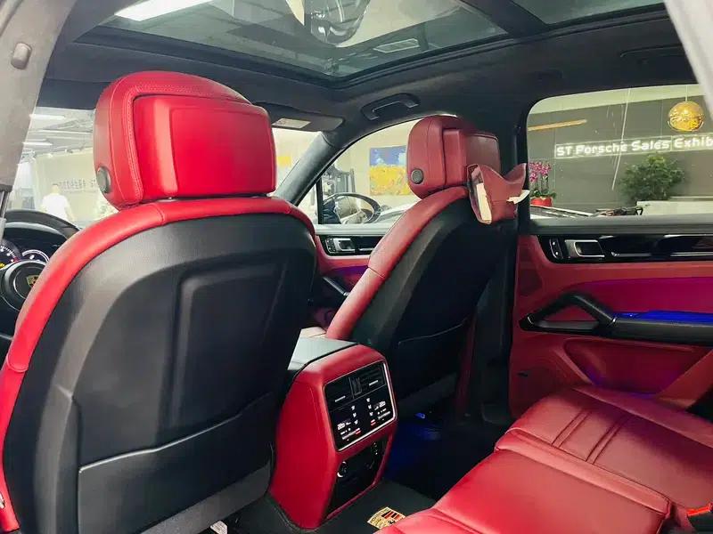 Cayenne E-Hybrid 2023 Cayenne E-Hybrid 2.0T — миниатюра 9