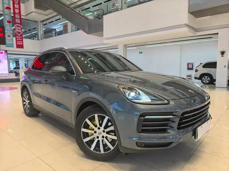 Cayenne E-Hybrid 2019 Cayenne E-Hybrid 2.0T — миниатюра 3