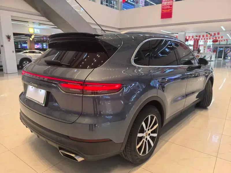 Cayenne E-Hybrid 2019 Cayenne E-Hybrid 2.0T — миниатюра 6