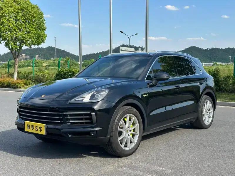 Cayenne E-Hybrid 2019 Cayenne E-Hybrid 2.0T — миниатюра 1