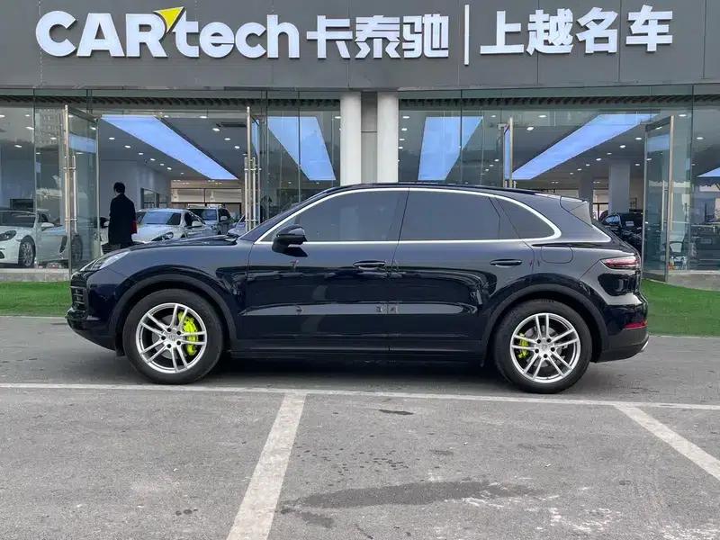 Cayenne E-Hybrid 2021 Cayenne E-Hybrid 2.0T — миниатюра 2