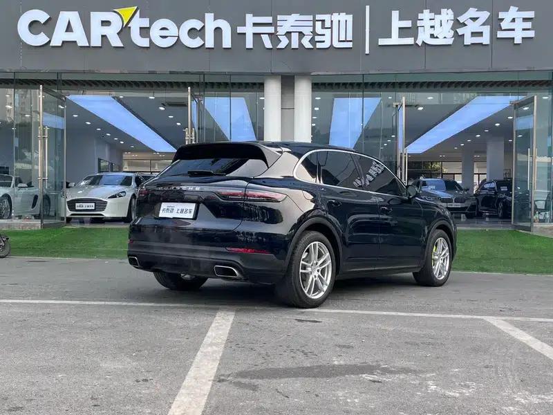 Cayenne E-Hybrid 2021 Cayenne E-Hybrid 2.0T — миниатюра 3