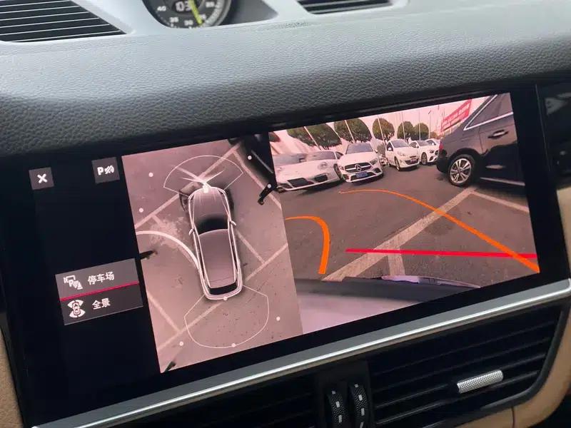 Cayenne E-Hybrid 2021 Cayenne E-Hybrid 2.0T — миниатюра 5