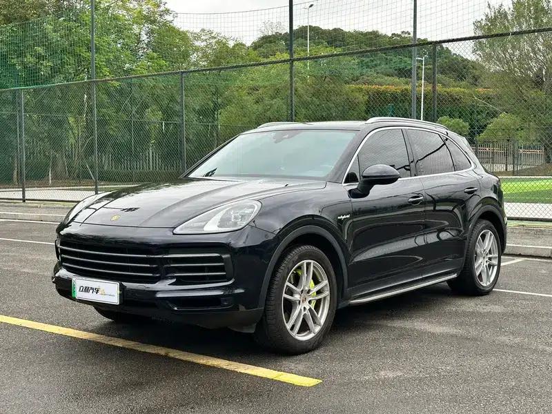 Cayenne E-Hybrid 2023 Cayenne E-Hybrid 2.0T — миниатюра 1