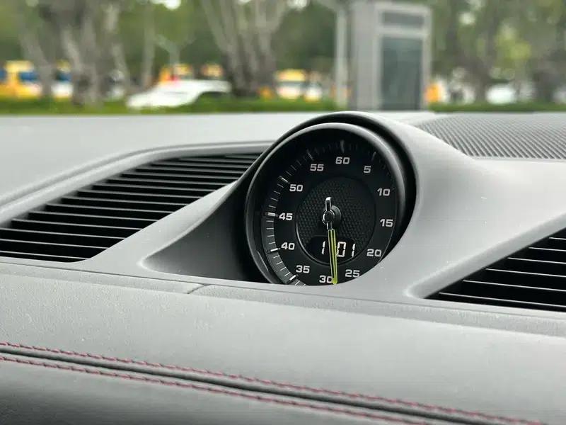 Cayenne E-Hybrid 2023 Cayenne E-Hybrid 2.0T — миниатюра 11