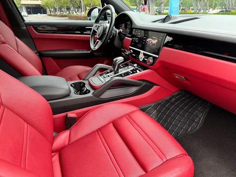 Cayenne E-Hybrid 2023 Cayenne E-Hybrid 2.0T — миниатюра 21