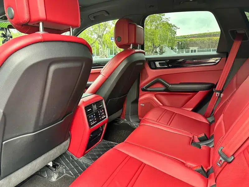 Cayenne E-Hybrid 2023 Cayenne E-Hybrid 2.0T — миниатюра 22