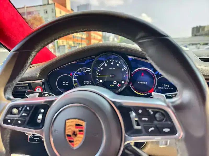 Panamera E-Hybrid 2018 Panamera 4 E-Hybrid 2.9T — миниатюра 12