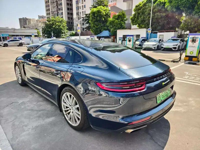 Panamera E-Hybrid 2018 Panamera 4 E-Hybrid 2.9T — миниатюра 4
