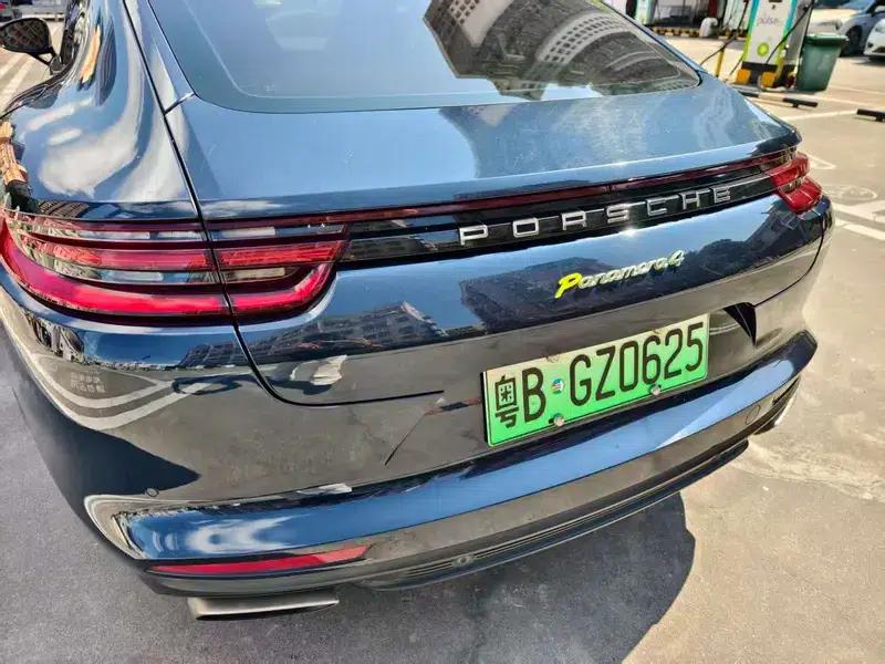 Panamera E-Hybrid 2018 Panamera 4 E-Hybrid 2.9T — миниатюра 9