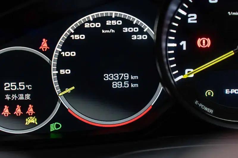 Panamera E-Hybrid 2021 Panamera 4S E-Hybrid Sport Turismo 2.9T — миниатюра 12
