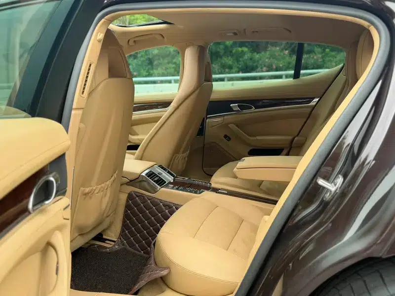 2012 Panamera E-Hybrid 3.6L Automatic 4WD 4-Seater (Parallel Import) — миниатюра 18