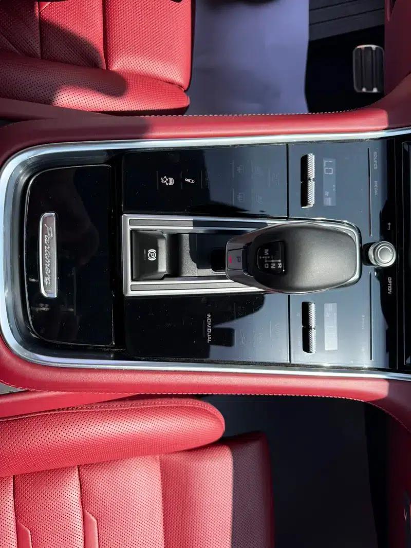2023 Panamera E-Hybrid Facelift, Panamera 4 E-Hybrid Platinum Edition 2.9T — миниатюра 9