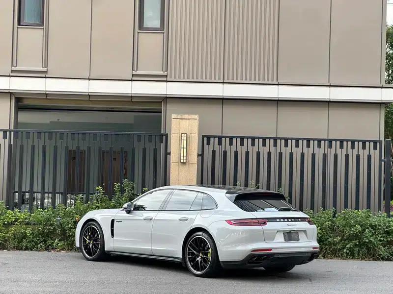 Panamera E-Hybrid 2017 Panamera 4 E-Hybrid Sport Turismo 2.9T — миниатюра 3