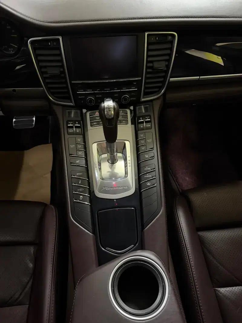 Panamera E-Hybrid 2014 Panamera S E-Hybrid 3.0T — миниатюра 7