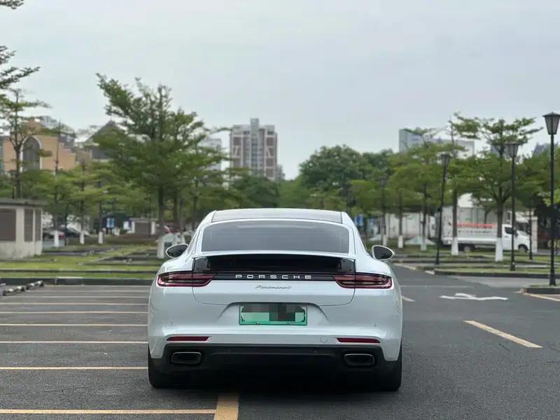 2017 Panamera E-Hybrid, Panamera 4 E-Hybrid Executive Long Wheelbase 2.9T — миниатюра 5