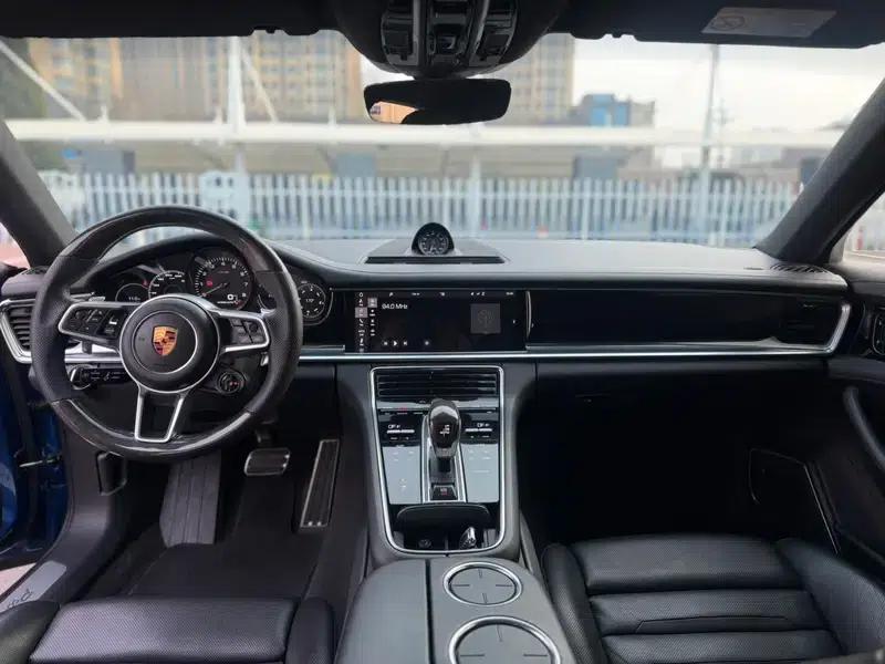 2017 Panamera E-Hybrid, Panamera 4 E-Hybrid Executive Long Wheelbase 2.9T — миниатюра 7