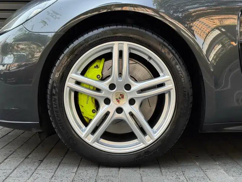 Panamera E-Hybrid 2018 Panamera 4 E-Hybrid 2.9T — миниатюра 5