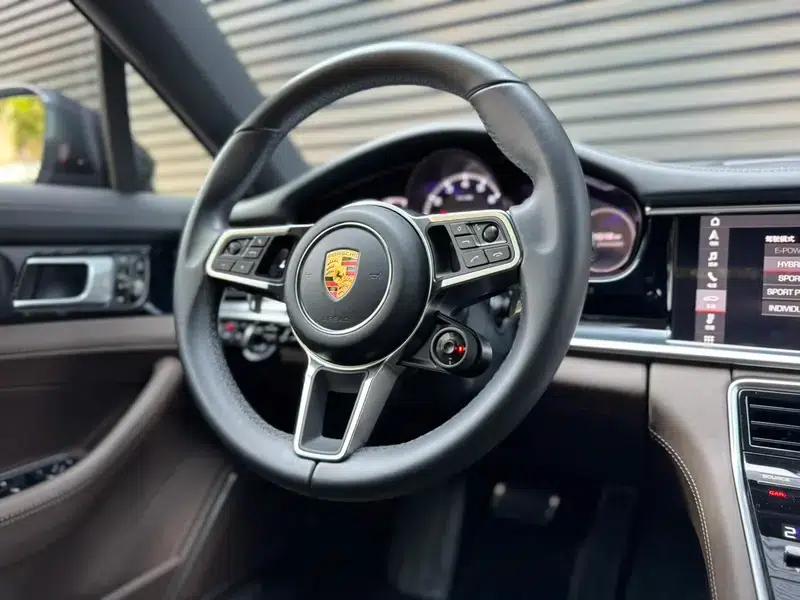 Panamera E-Hybrid 2018 Panamera 4 E-Hybrid 2.9T — миниатюра 9