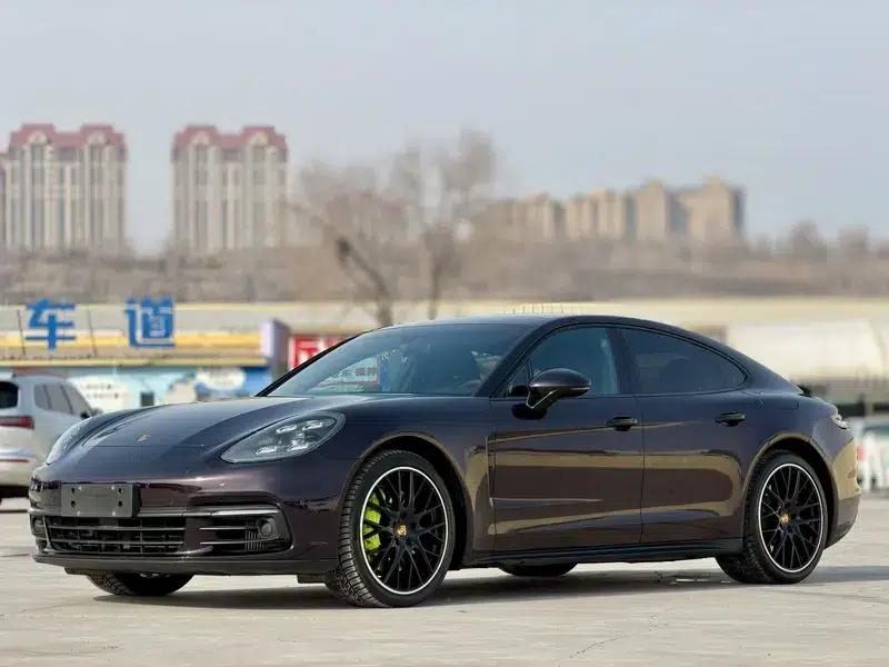 Panamera E-Hybrid 2018 Panamera 4 E-Hybrid 2.9T — миниатюра 1