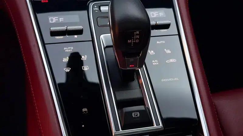 Panamera E-Hybrid 2021 Panamera 4 E-Hybrid Sport Turismo 2.9T — миниатюра 13