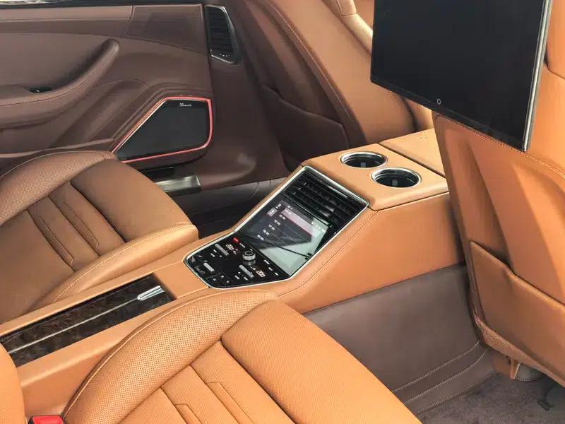 2023 Panamera E-Hybrid, Panamera Turbo S E-Hybrid Executive Long Wheelbase 4.0T — миниатюра 10