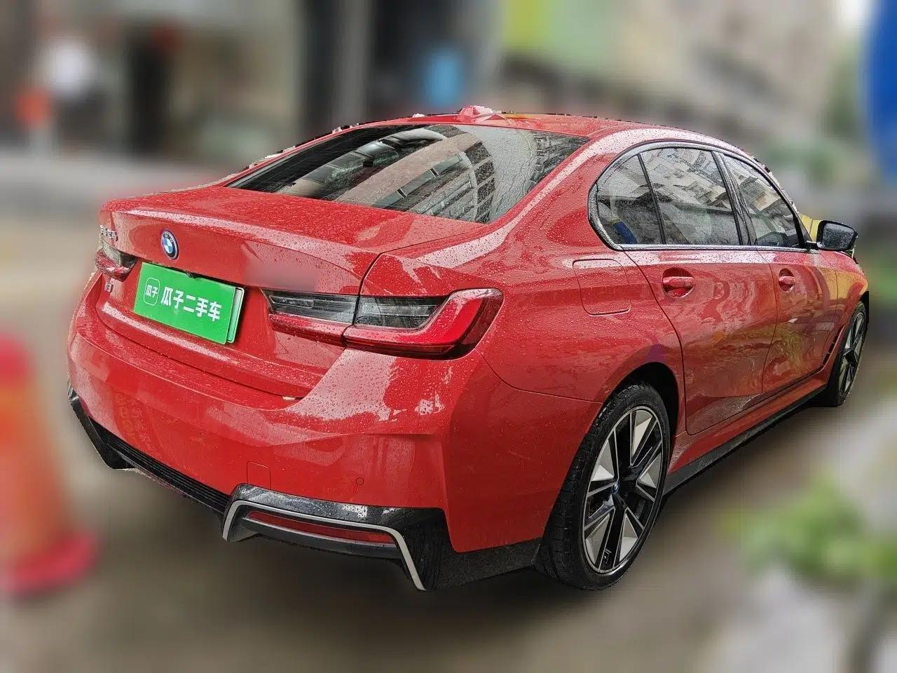 BMW i3 2023 eDrive 40 L Midnight Sports Package — миниатюра 6
