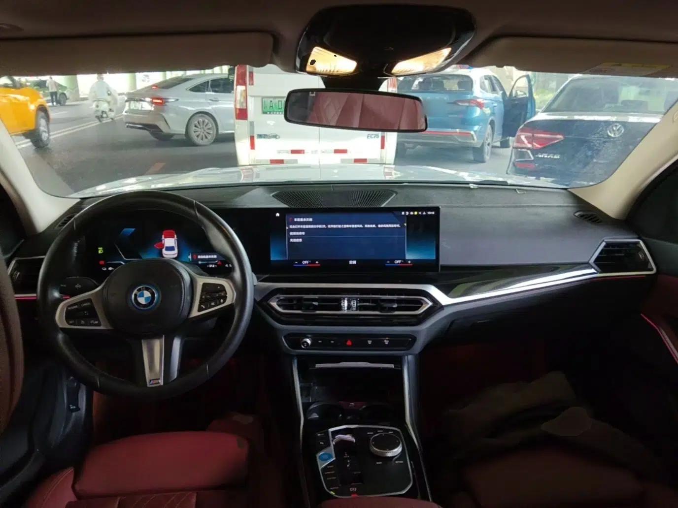 BMW i3 2022 eDrive 35 L — миниатюра 17