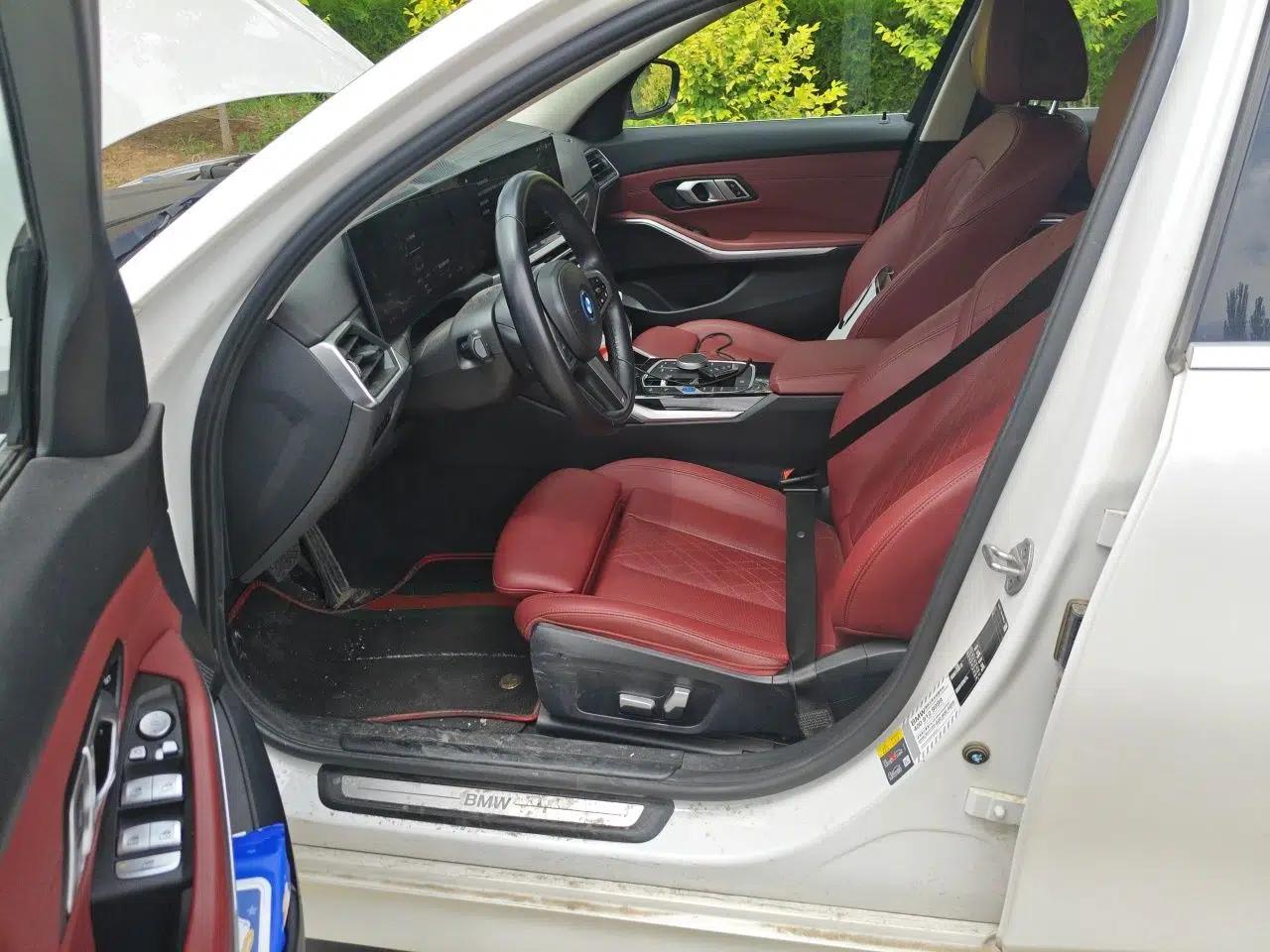 BMW i3 2022 eDrive 35 L — миниатюра 15