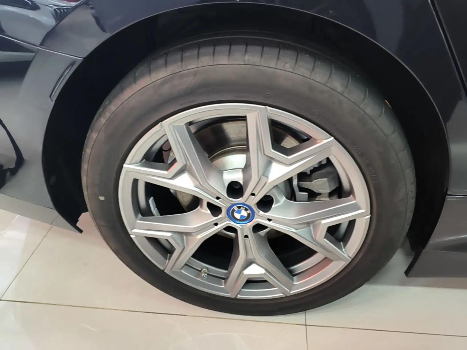 BMW i3 2024 eDrive 35 L — миниатюра 11