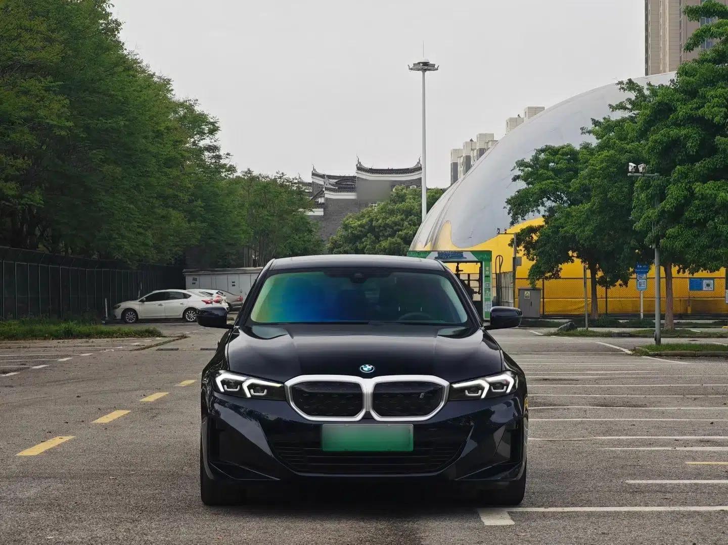BMW i3 2022 eDrive 35 L — миниатюра 13