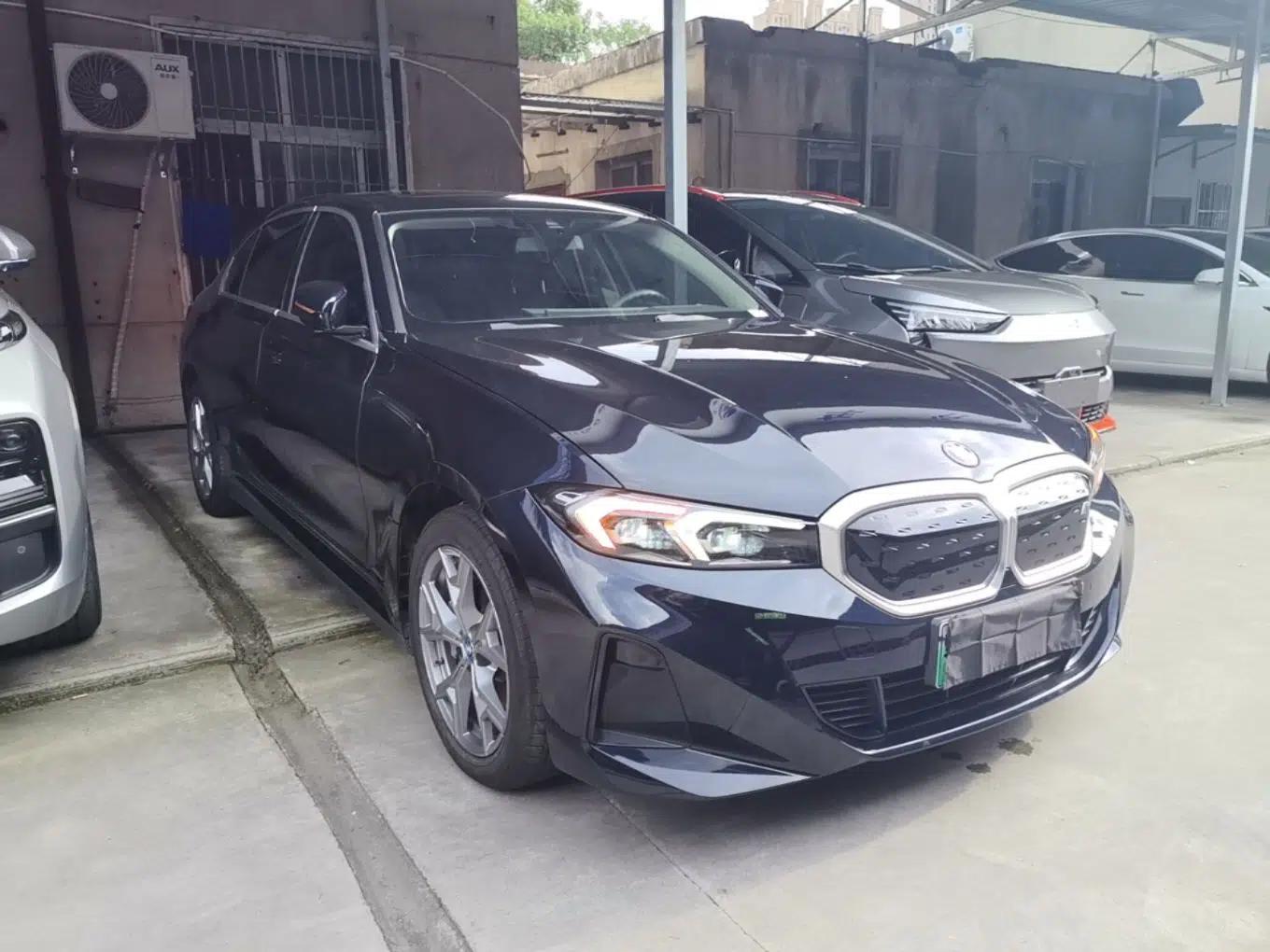 BMW i3 2022 eDrive 35 L — миниатюра 3