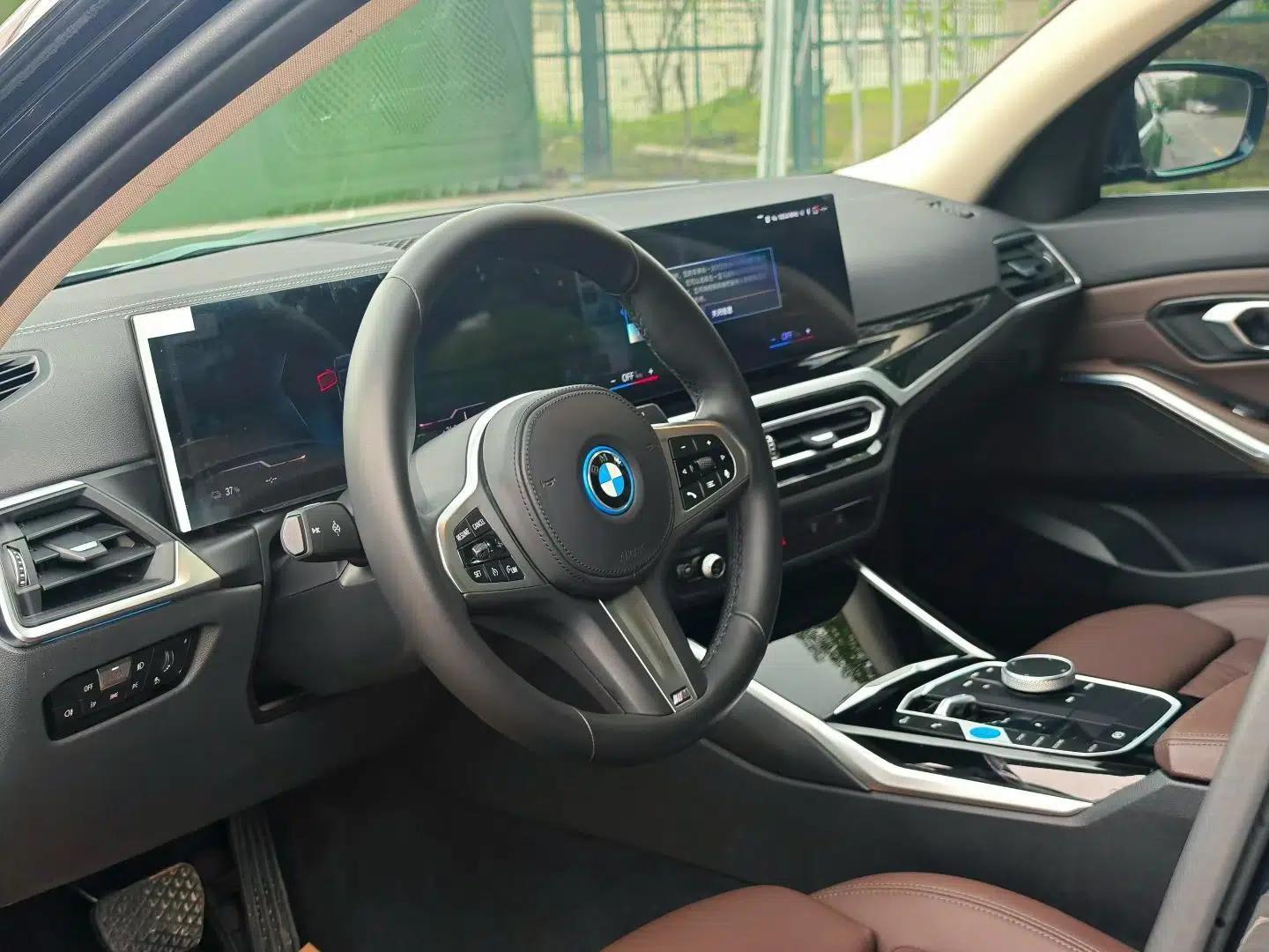BMW i3 2022 eDrive 35 L — миниатюра 29