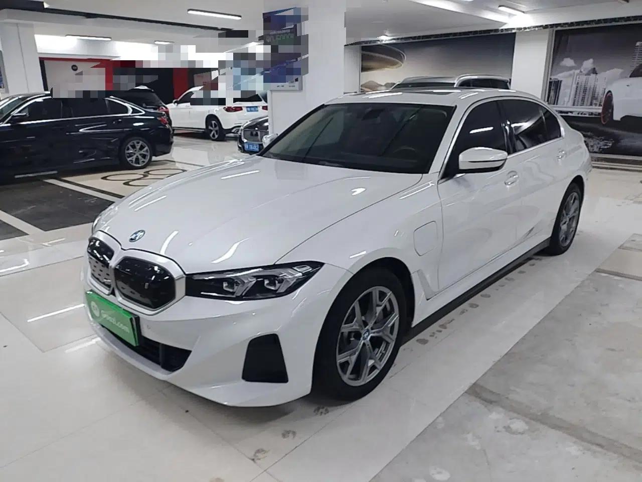 BMW i3 2024 eDrive 35 L — миниатюра 1