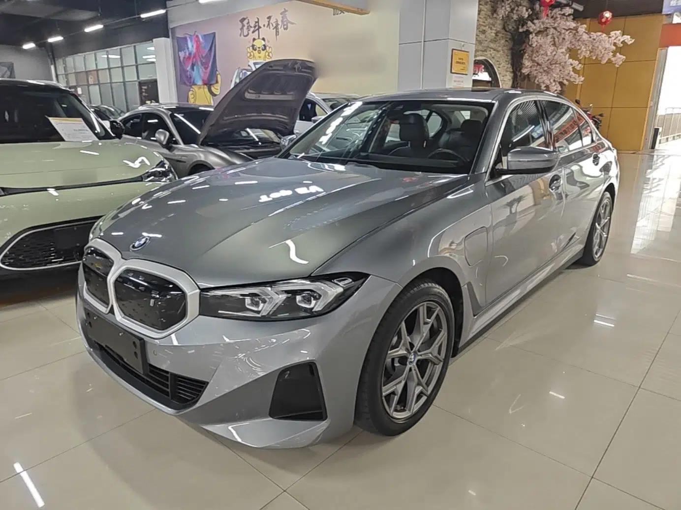 BMW i3 2022 eDrive 35 L — миниатюра 1