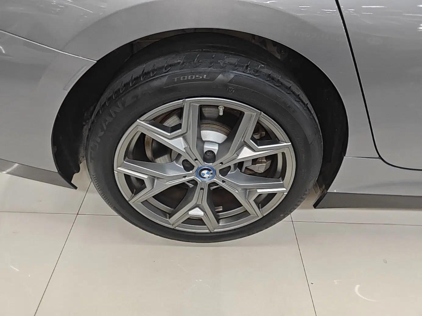 BMW i3 2022 eDrive 35 L — миниатюра 16