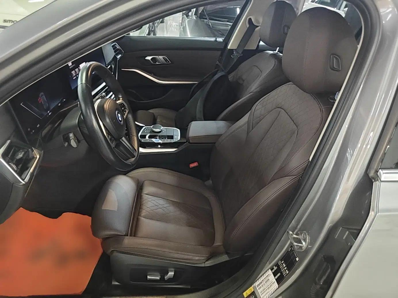 BMW i3 2022 eDrive 35 L — миниатюра 22