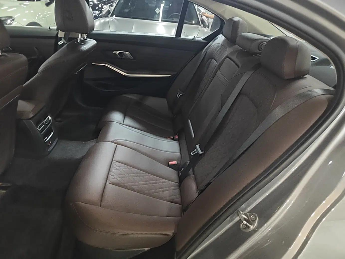 BMW i3 2022 eDrive 35 L — миниатюра 25