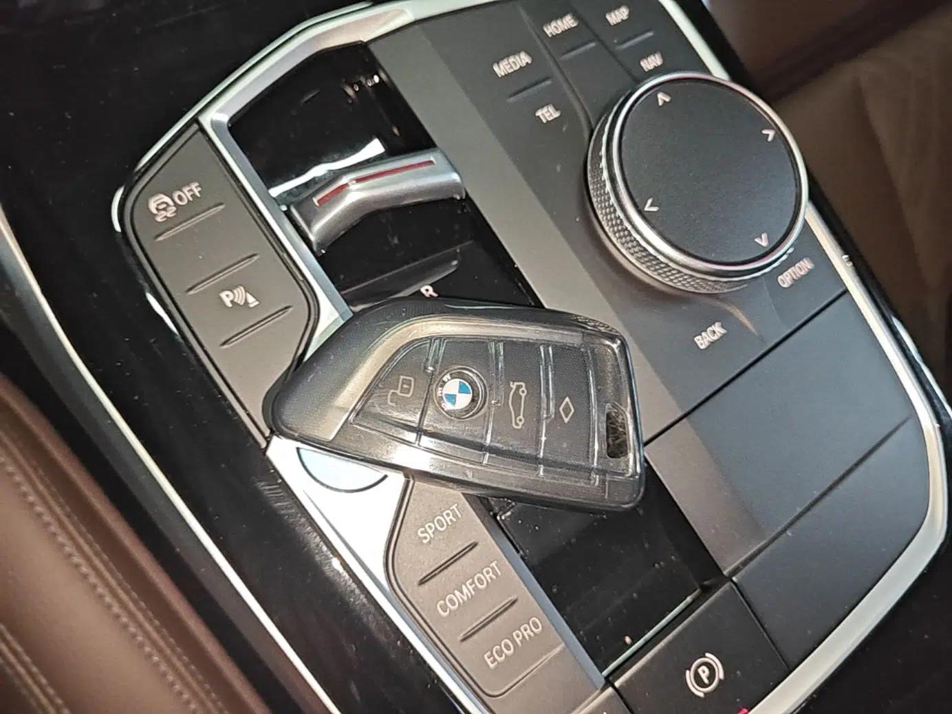 BMW i3 2022 eDrive 35 L — миниатюра 28