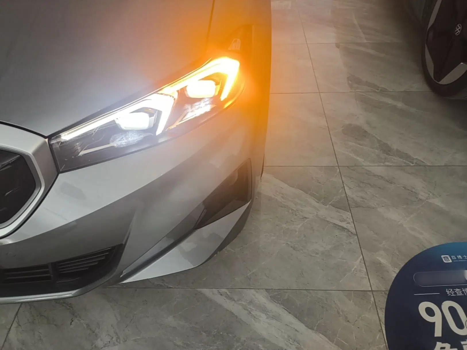 BMW i3 2022 eDrive 35 L — миниатюра 8