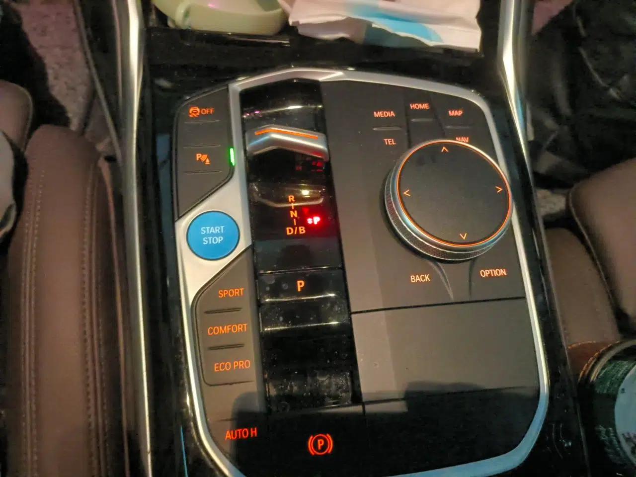 BMW i3 2022 eDrive 35 L — миниатюра 14