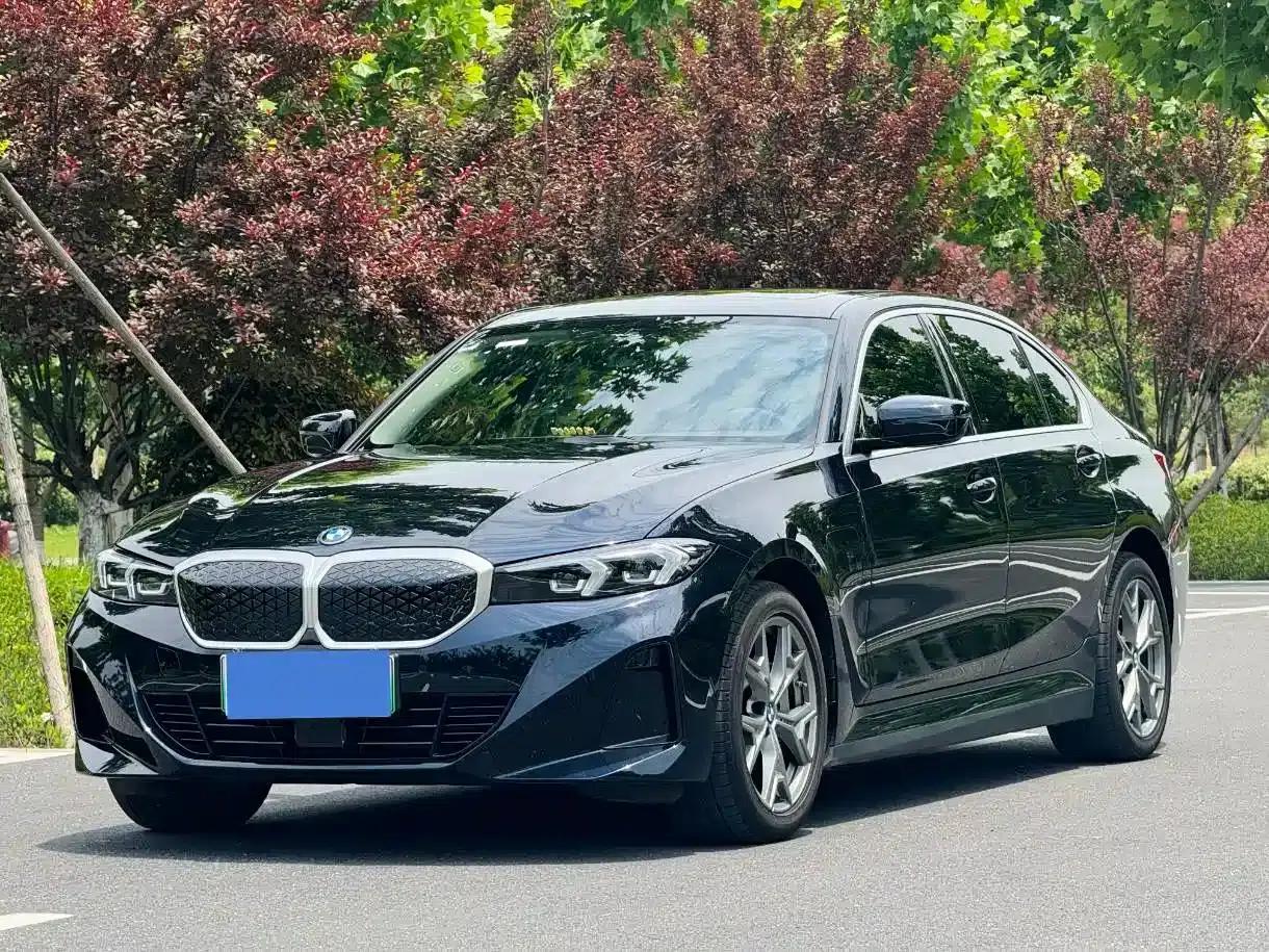 BMW i3 2025 eDrive 35 L — миниатюра 1