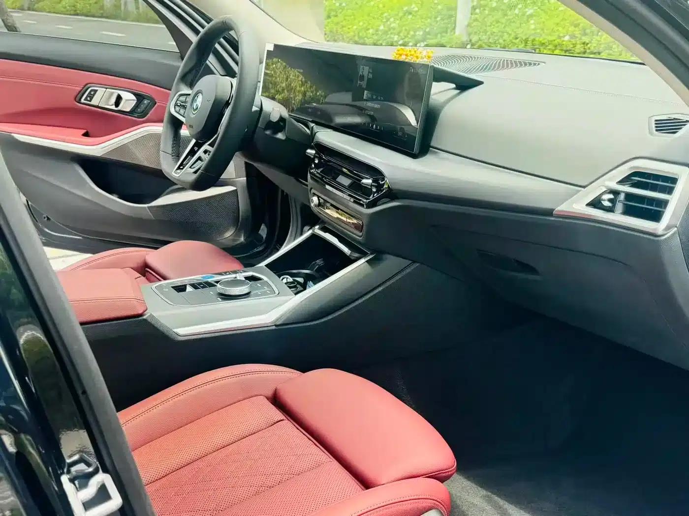 BMW i3 2025 eDrive 35 L — миниатюра 10