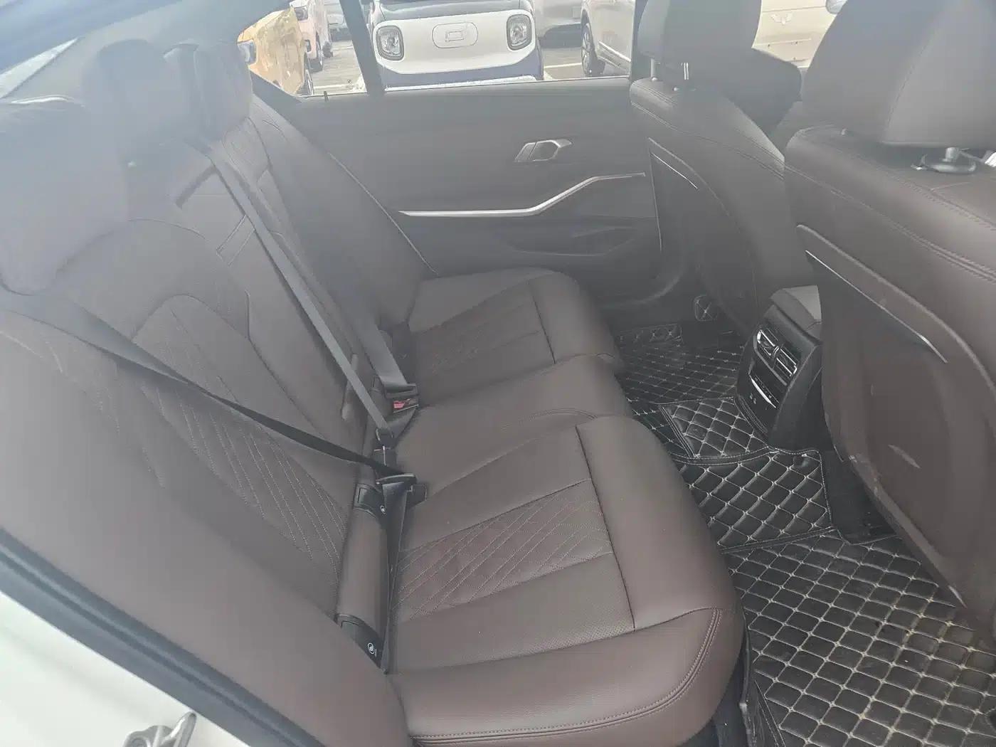 BMW i3 2022 eDrive 35L — миниатюра 10