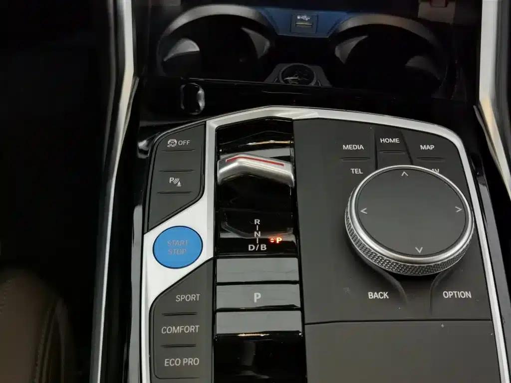 BMW i3 2022 eDrive 35L — миниатюра 13