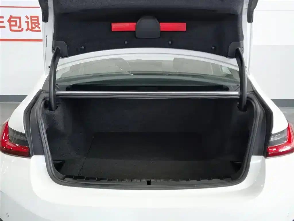 BMW i3 2022 eDrive 35L — миниатюра 16