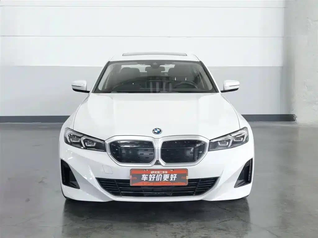 BMW i3 2022 eDrive 35L — миниатюра 3